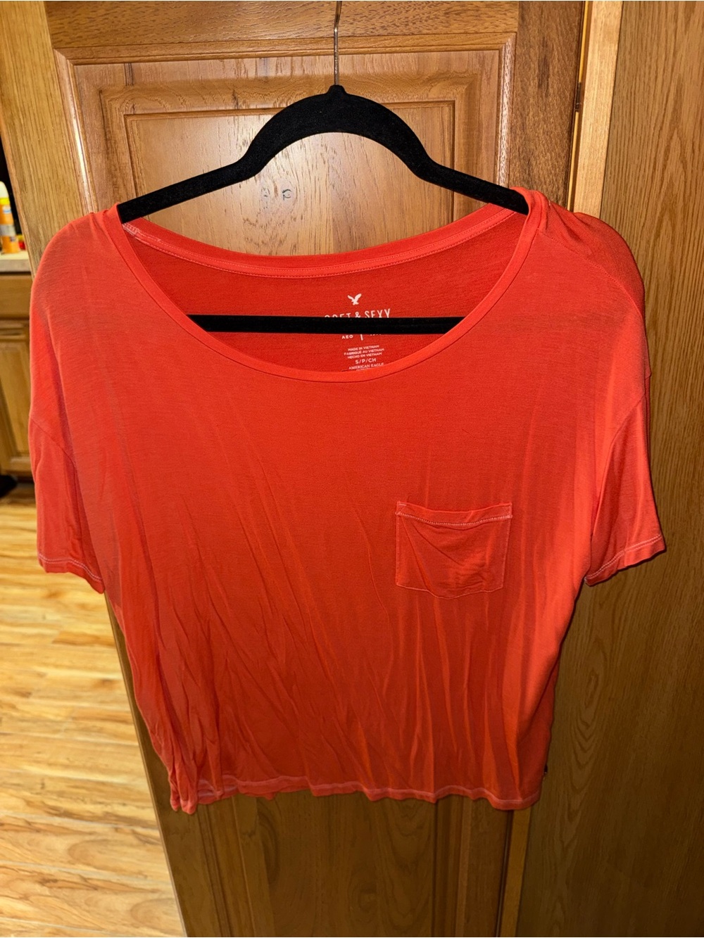 American Eagle Outfitters Scoop Neck Pocket Tee - Coral Red